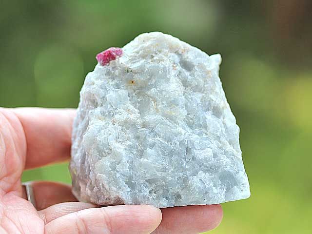 情熱 赤紫 ルビー 原石 6347 母岩付き 鑑別書付｜風蓮の宝石箱