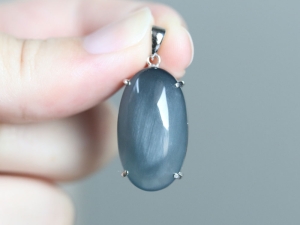 神々しい ブルーアンフィボールインクォーツ ペントップ 047 silver925